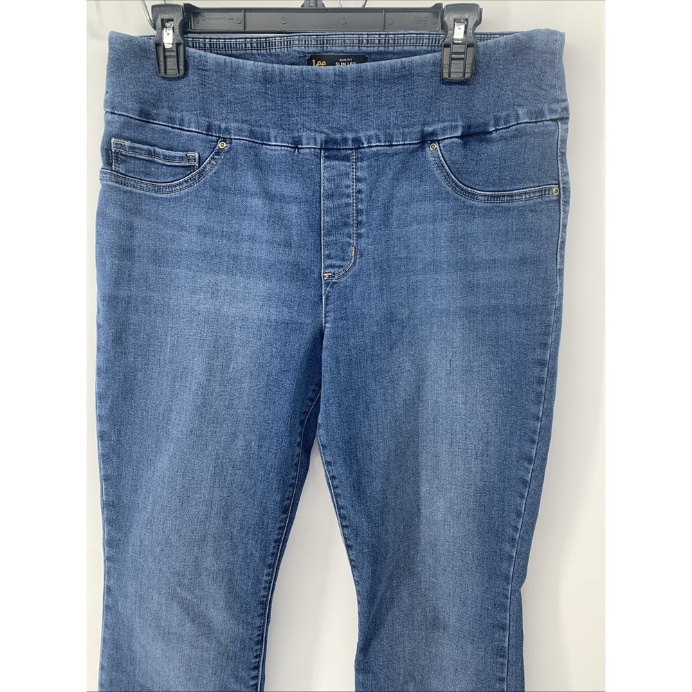 Women's Lee Slim Fit Mid Rise Sculpting Pull On Jeans 14 Medium 3517971